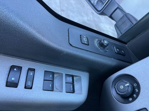 Used 2014 Ford F350 Lariat w/ Chrome Package image 12