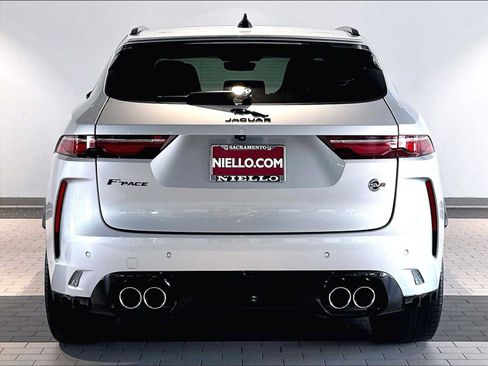 Used 2023 Jaguar F-PACE SVR AWD/4WD image 9