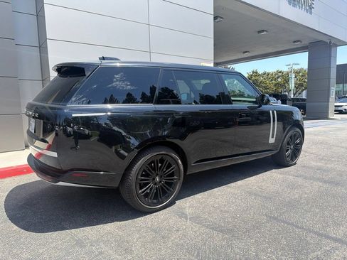 Used 2024 Land Rover Range Rover Long Wheelbase Autobiography AWD/4WD image 3