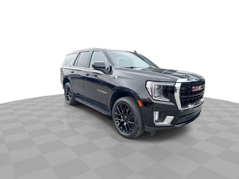 Used 2023 GMC Yukon SLE w/ Gmc Pro Safety Plus Package image 2