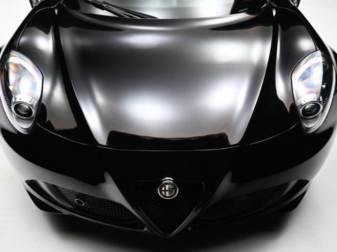 Used 2016 Alfa Romeo 4C Spider RWD image 36