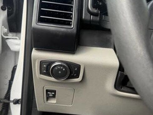 Used 2017 Ford F150 XL w/ Equipment Group 101A Mid AWD/4WD image 15