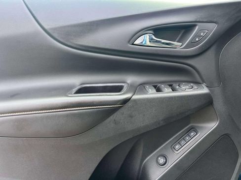 Used 2019 Chevrolet Equinox Premier AWD/4WD image 17
