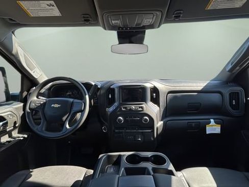 New 2025 Chevrolet Silverado 3500 W/T image 6