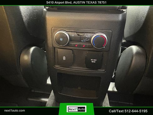 Used 2020 Ford Explorer Limited image 33
