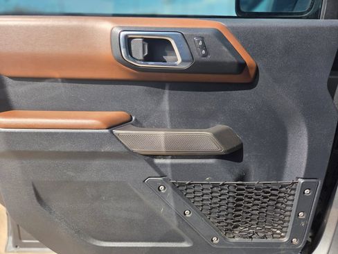 Used 2022 Ford Bronco Outer Banks AWD/4WD image 27