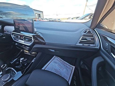 Used 2023 BMW X3 M40i w/ Premium Package image 10