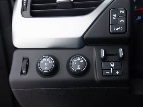 Used 2016 Chevrolet Suburban LTZ image 44