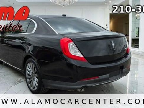 Used 2013 Lincoln MKS FWD image 3