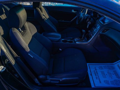 Used 2011 Hyundai Genesis 2.0T image 20