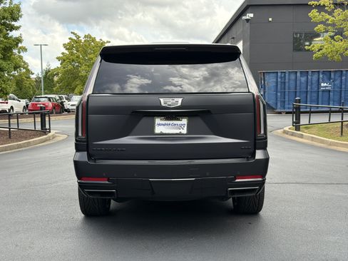 Used 2025 Cadillac Escalade Sport Platinum AWD/4WD image 15