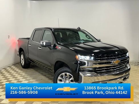 Used 2022 Chevrolet Silverado 1500 LTZ w/ Safety Package II image 3