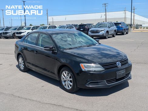 Used 2014 Volkswagen Jetta SE FWD image 1