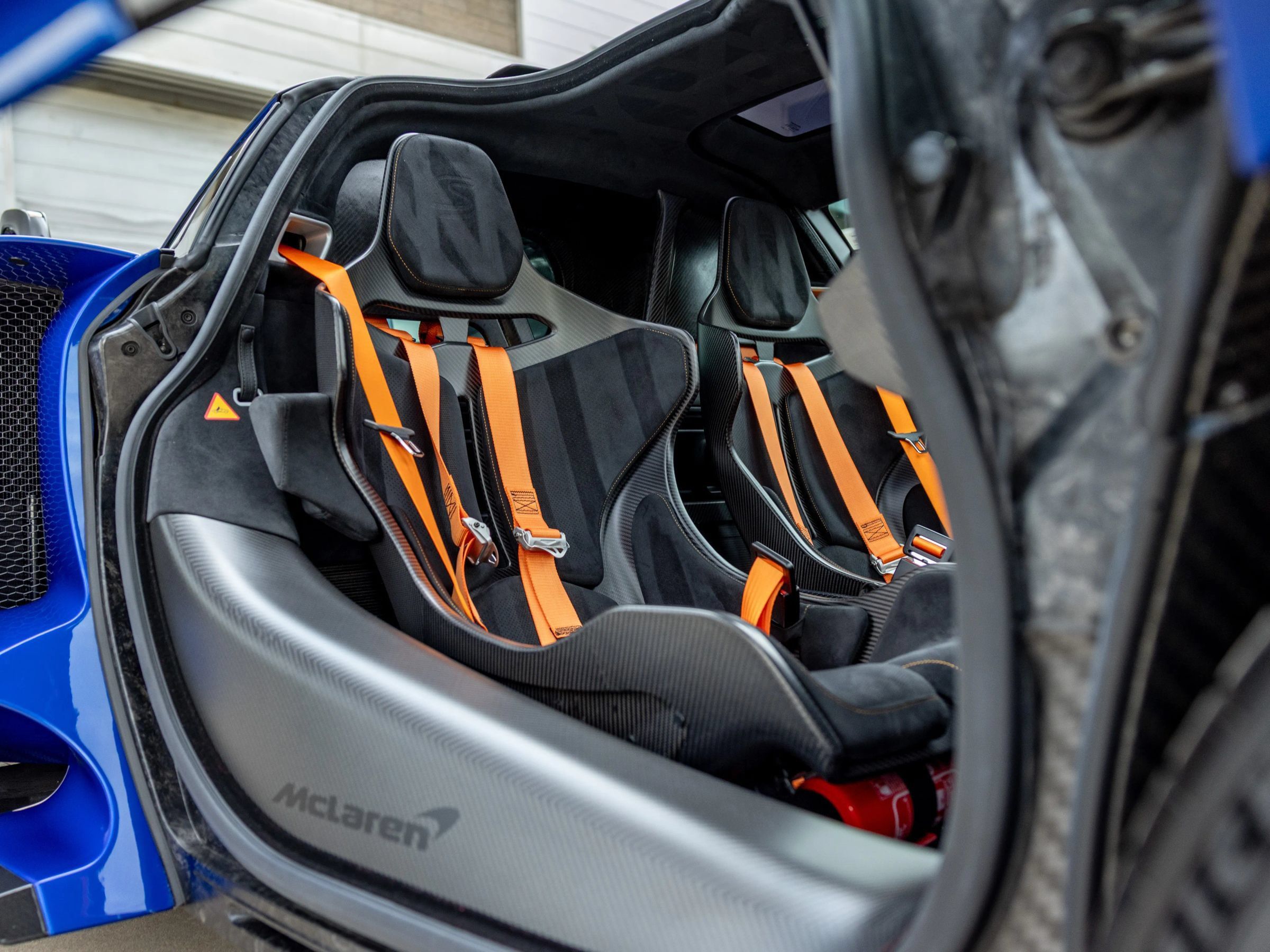 Used 2019 McLaren Senna RWD image 15