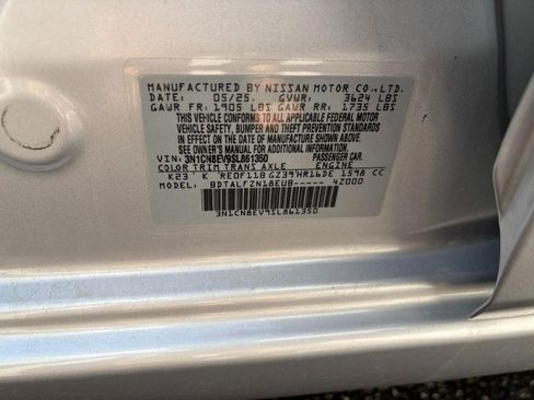 Used 2025 Nissan Versa SV FWD image 22