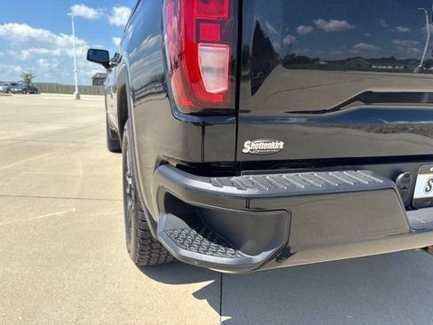 Used 2019 GMC Sierra 1500 Elevation AWD/4WD image 25