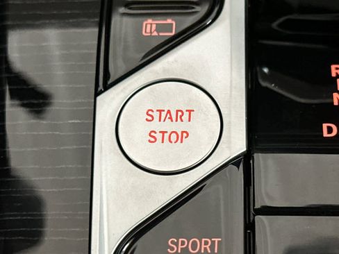 New 2026 BMW X5 xDrive50e w/ M Sport Package image 23