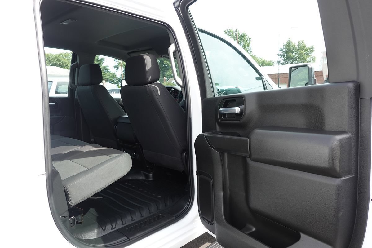 Used 2025 Chevrolet Silverado 2500 W/T AWD/4WD image 27