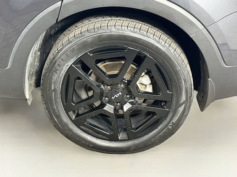 Used 2023 Kia Telluride SX X-Line AWD/4WD image 9