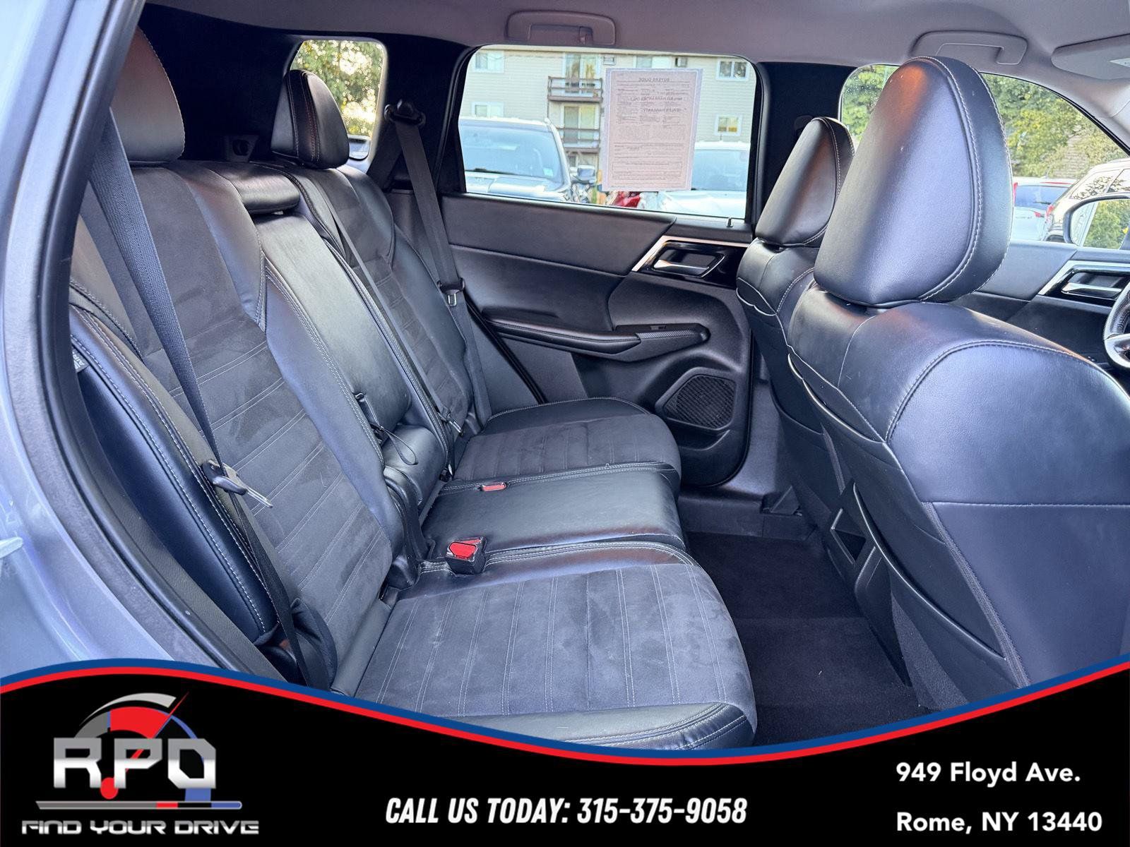 Used 2022 Mitsubishi Outlander SE AWD/4WD image 28