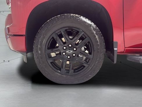 Used 2025 Chevrolet Silverado 1500 RST w/ Convenience Package II AWD/4WD image 31