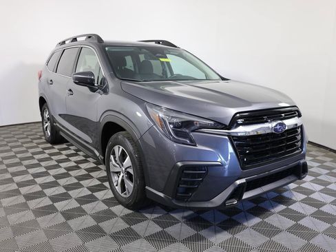 Used 2025 Subaru Ascent Premium AWD/4WD image 3