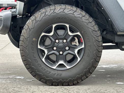 Used 2023 Jeep Wrangler Unlimited Rubicon image 26