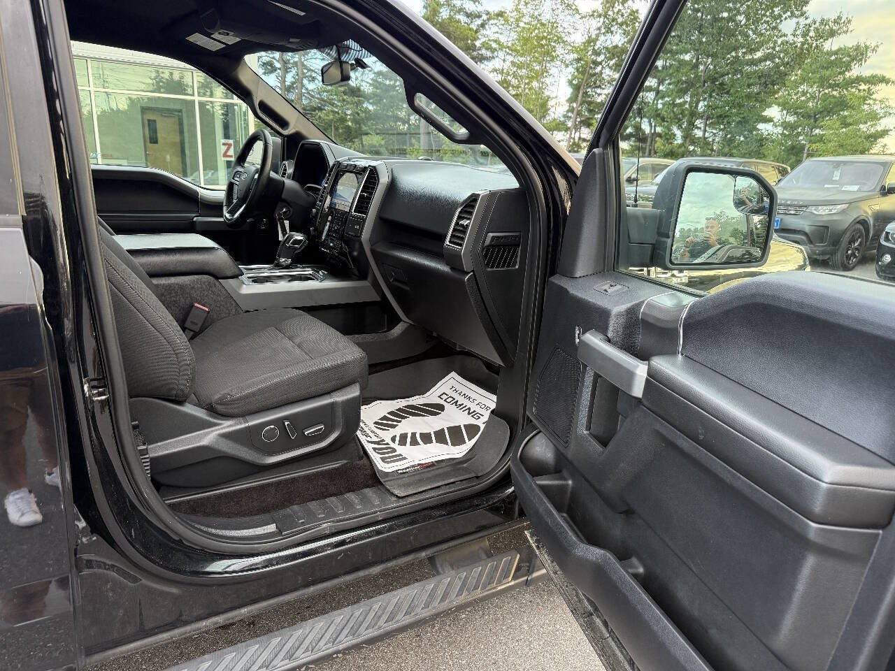 Used 2016 Ford F150 XLT w/ Equipment Group 302A Luxury AWD/4WD image 10