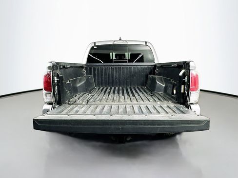 Certified 2023 Toyota Tacoma TRD Off-Road w/ Technology Package AWD/4WD image 24