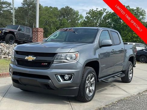 Used 2019 Chevrolet Colorado Z71 image 3