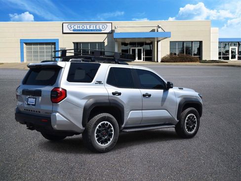 Used 2025 Toyota 4Runner TRD Off-Road AWD/4WD image 3