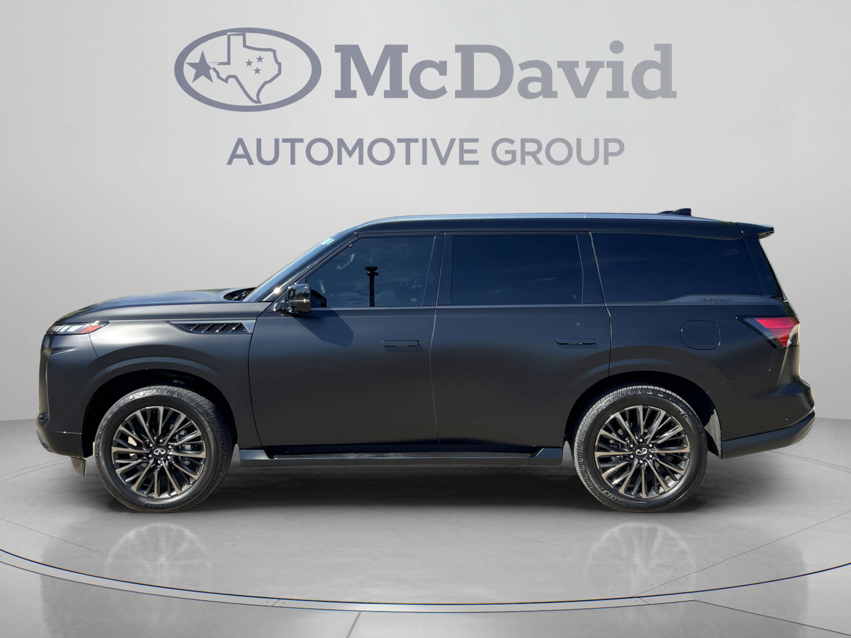 Used 2025 INFINITI QX80 Autograph AWD/4WD image 4