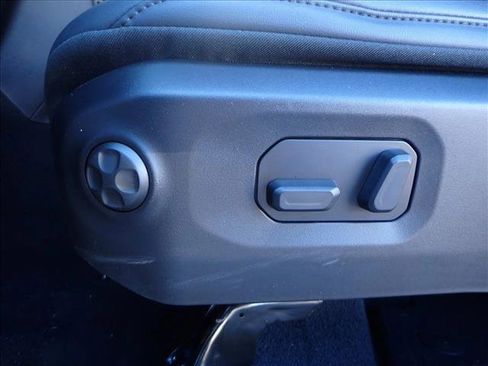 New 2025 Jeep Wrangler Unlimited Rubicon image 12