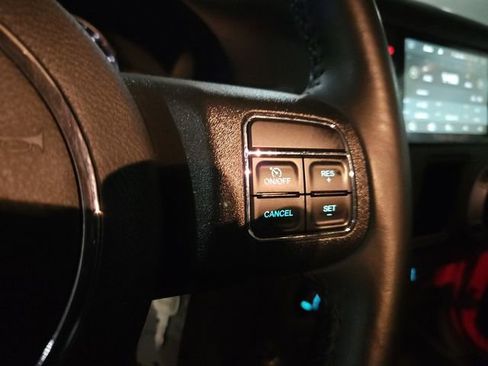 Used 2017 Jeep Wrangler Sport image 18