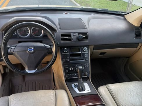 Used 2013 Volvo XC90 3.2 FWD image 14