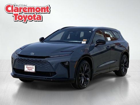 New 2026 Toyota Crown Signia AWD/4WD image 1