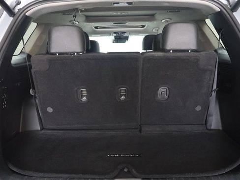 Used 2023 Hyundai Palisade Limited w/ Cargo Package AWD/4WD image 14