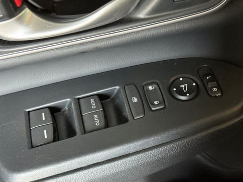 Used 2020 Honda CR-V EX-L image 13