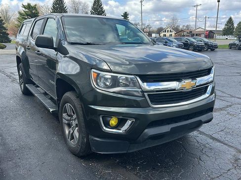 Used 2018 Chevrolet Colorado LT w/ LT Convenience Package AWD/4WD image 3