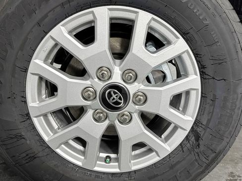 New 2026 Toyota Tacoma SR5 image 30