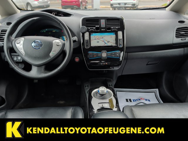 Used 2016 Nissan Leaf SL FWD image 20