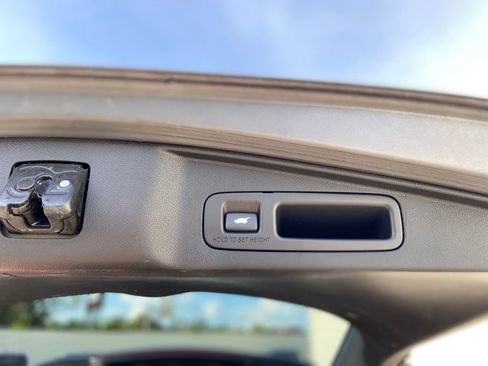 Used 2018 Honda CR-V EX-L image 29
