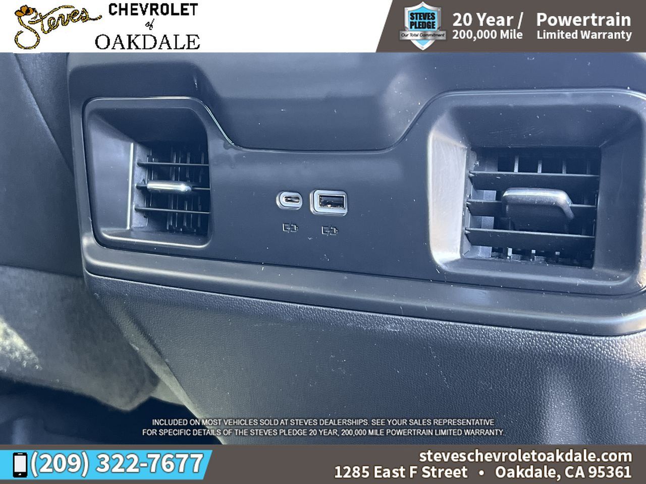 Used 2022 Chevrolet Silverado 1500 LT w/ Z71 Off-Road Package AWD/4WD image 25