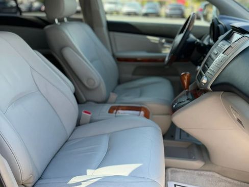 Used 2004 Lexus RX 330 FWD image 18