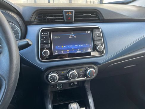 Used 2025 Nissan Versa SV FWD image 16