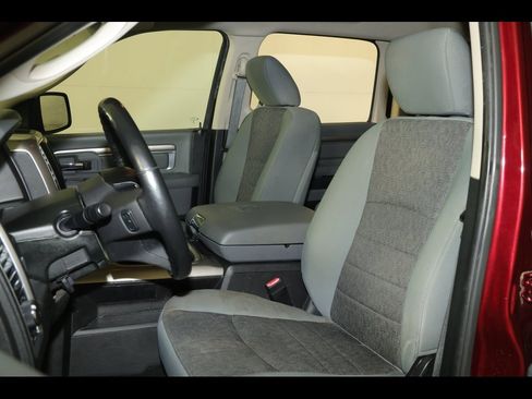 Used 2018 RAM 1500 Big Horn image 18