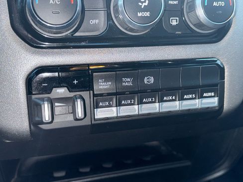 Used 2022 RAM 3500 Tradesman w/ Chrome Appearance Group image 36