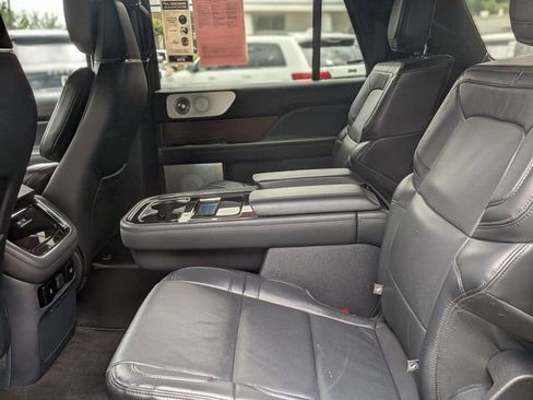Used 2023 Lincoln Navigator L Reserve AWD/4WD image 29