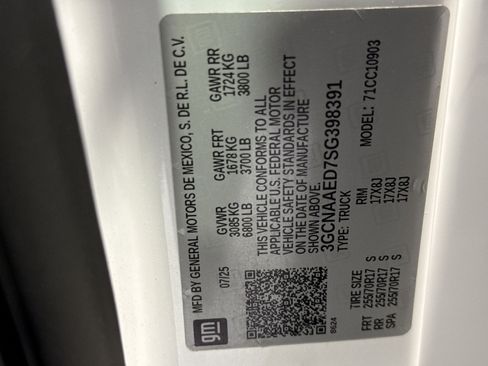 Used 2025 Chevrolet Silverado 1500 W/T RWD image 29