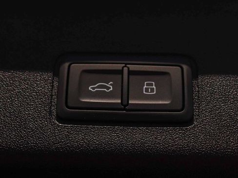 New 2026 Audi Q3 quattro 2.0T AWD/4WD image 35